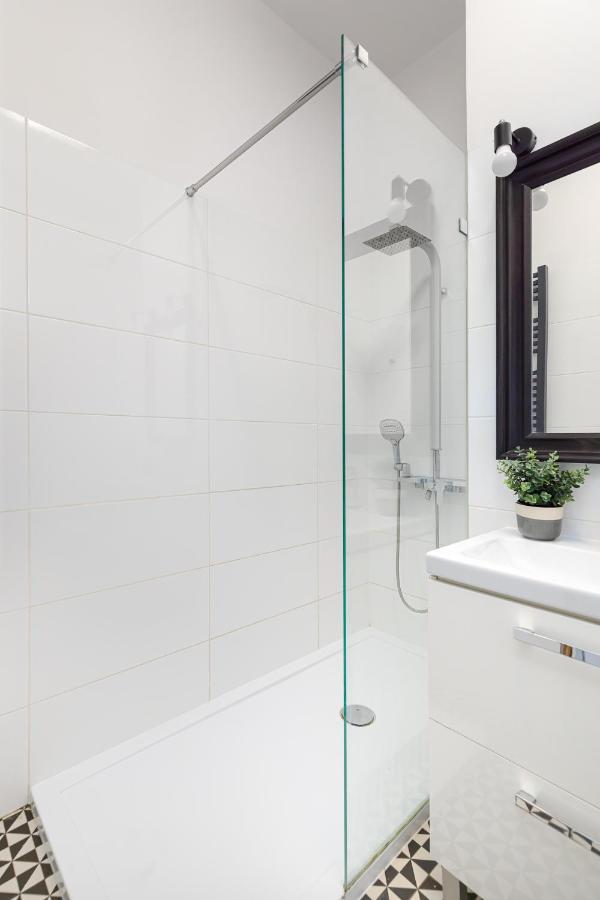 Stylowe Studio Z Antresola Warszawa Bagian luar foto